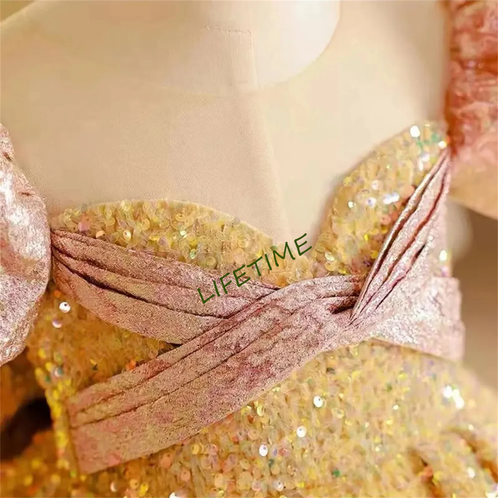 CustomizedSparkly Arabic Gold Girl Dress with Bow Dubai Kids Princess Birthday Wedding Party First Communion Ball Gown