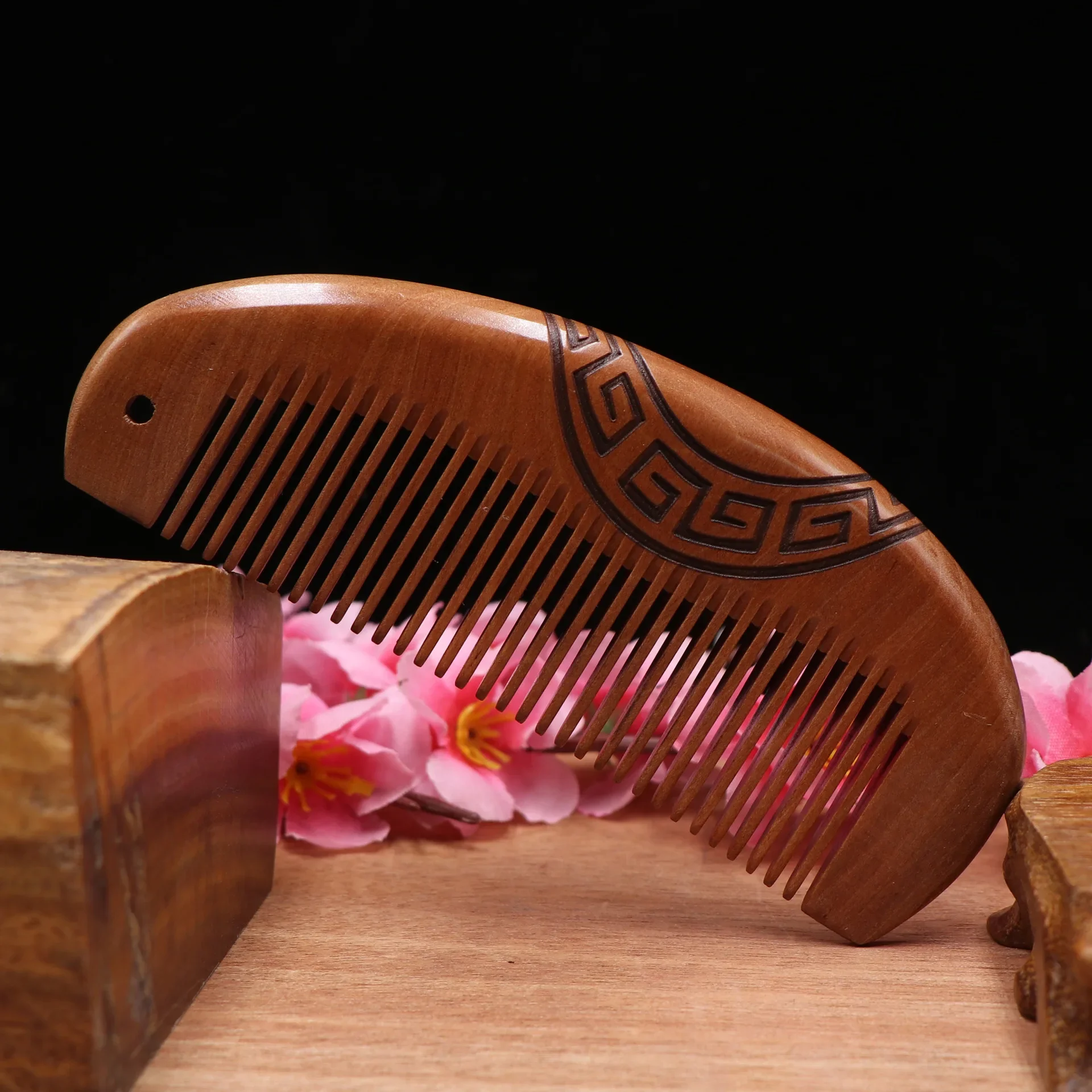 Thickened Boutique Old Peach Wood Comb Carved Electrostatic Hairdressing Wooden Hair Comb