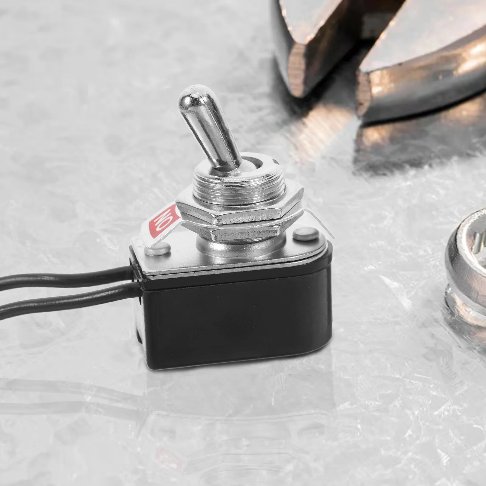 

1pcs On/Off Rocker Toggle Switch Compact Automotive Switch Small Toggle For Car Truck Boat Marine Easy Operation Wired Design