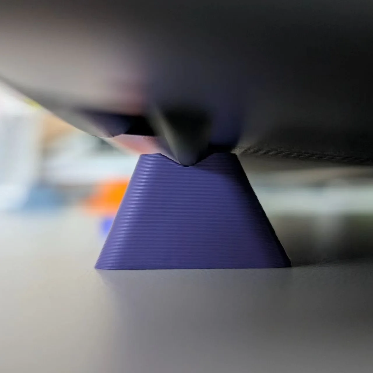 

Laptop universal heat dissipation foot pad for increased and stable heat dissipation, with a large bottom area