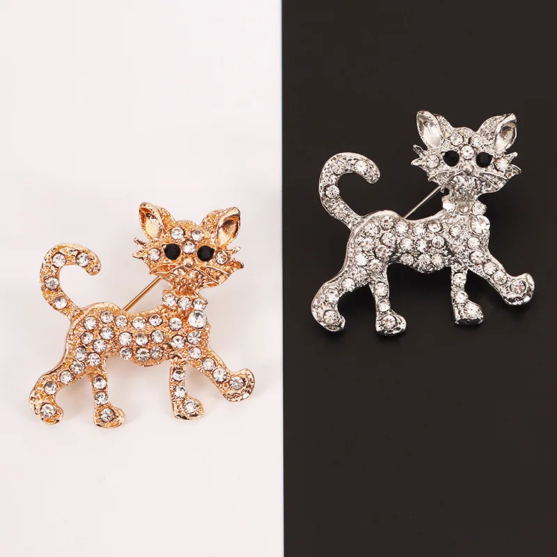 Cute Cat Brooches For Women 2 Colors Shiny Rhinestone Kitten Metal Lapel Pins Shirt Bag Hat Corsage Party Casual Jewelry Gifts