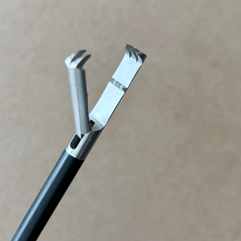 Laparoscopic Grasping Forceps, 3 Parts Detachable Design Grasper,with PPSU Handle