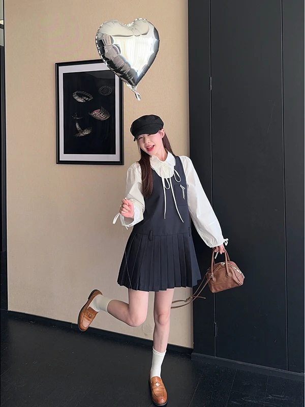 

plus Size College Style Set Women's Sweet Shirt Pleated Skirt Two Piece Suite Flattering for plus SizeMM Autumn Fashion Ensemble