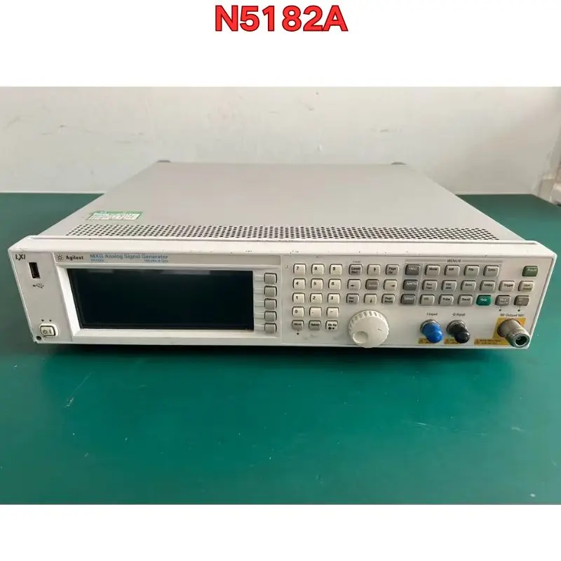 Second-hand Agilent N5182A vector signal source 100k–6G digital signal generator function test is normal