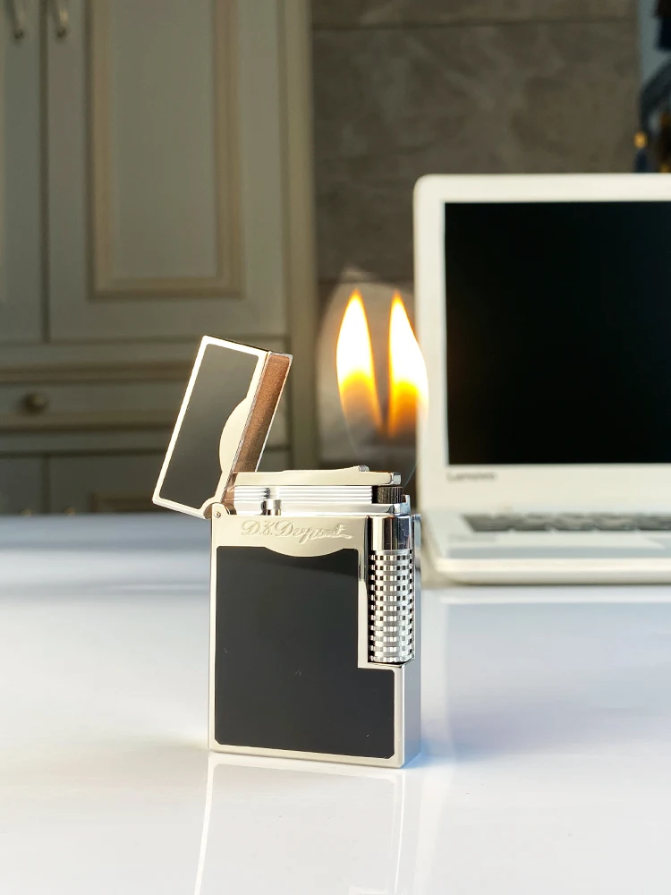 

Vintage Style Windproof Gas Lighter for Cigarettes with Bright Sound Brass Shell Men's Gift New Arrivals