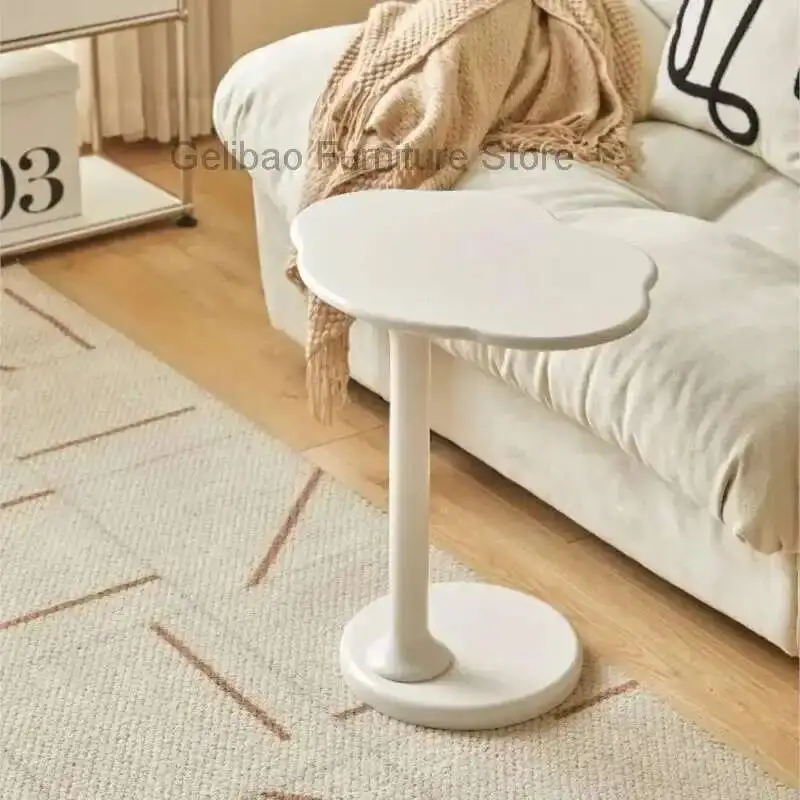 Minimalist Creative Small Modern Household Clouds MOMO Small Side Table Living Room Sofa Bedroom Small Table New Cream Style