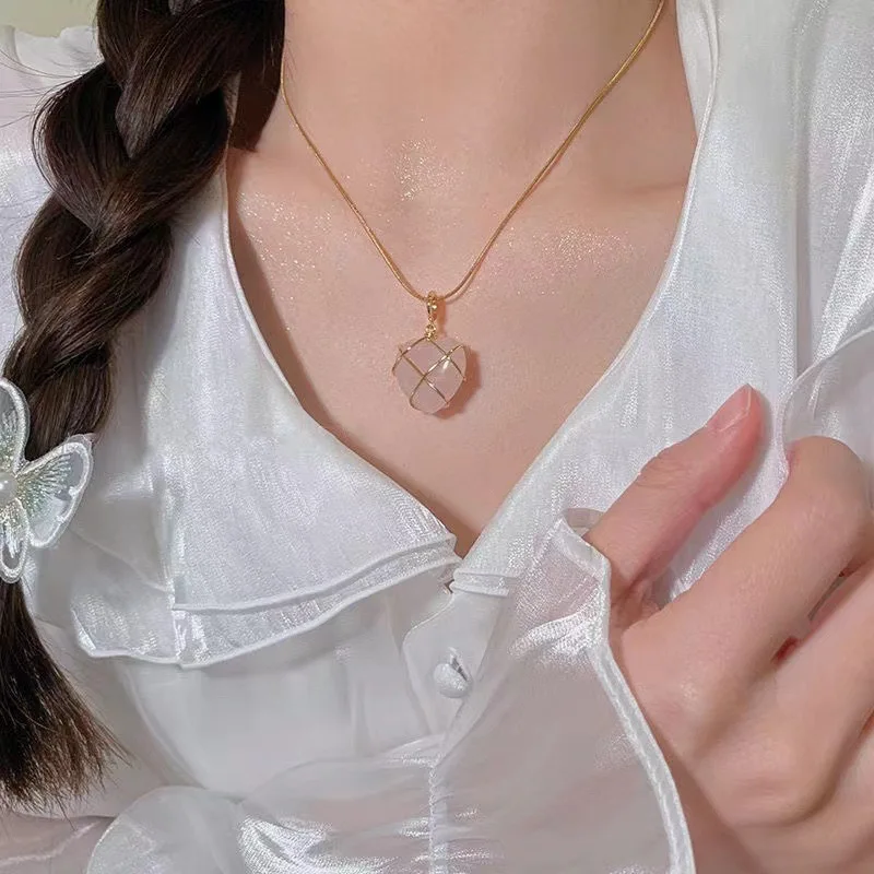 Exquisite Opal Heart Charms Necklace Crystal Castle Necklace Barbie Rose Quartz Necklace for Women Girl Jewelry Accessories Gift