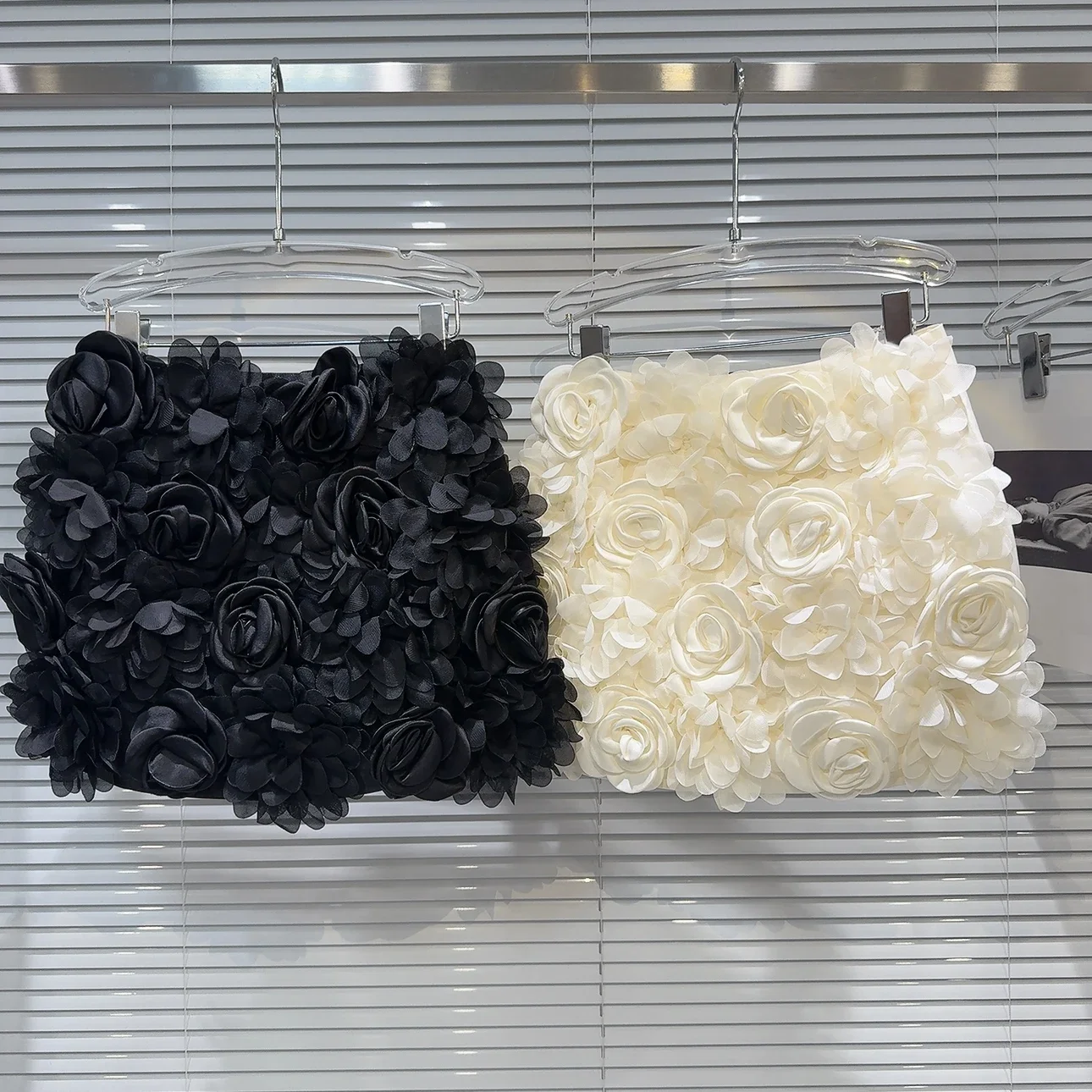 

Women's High Street 3d Flowers Mini Skirt Lady Elegant French Style High Waist Floral Short Skirt