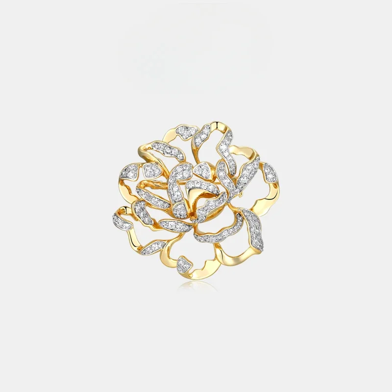 Broche chapado en oro de peonía hueca, Pin de diseño chino con incrustaciones de circón, broche para Collar femenino, regalo para mamá