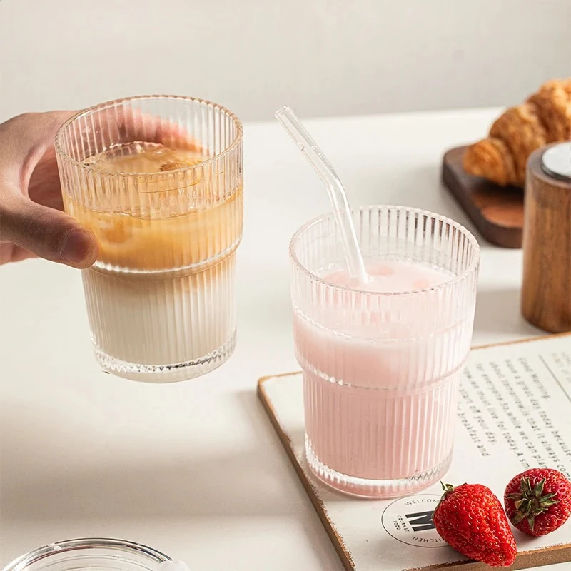 1/2 Pc 450ml 15oz Clear Glass Cup with Lid and Glass Straw Durable Vertical Vertical Fluted Glassware for Juice Milk Coffee Tea