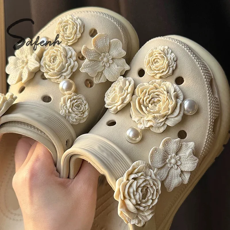 8/17Pcs Fashion Holes Shoe Charms Buckle Accessories Summer Advanced Bouquet Pearl Chain DIY 3D Flowers Shoes Decorations