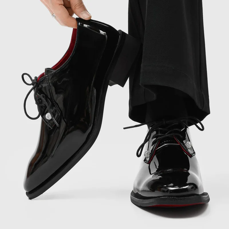Men's shoes 2026 new shiny red soled leather shoes men's British style pointed business dress leather shoes