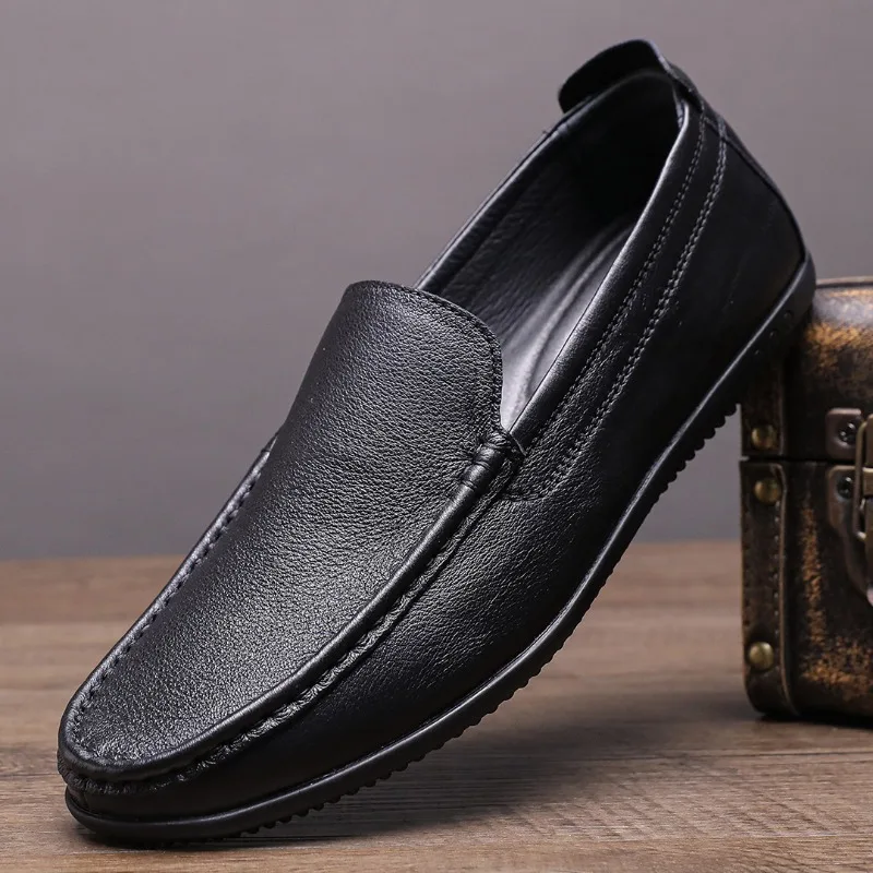 

Quality Soft Leather Men's Loafers Trend 2026 New Driving Shoes Korean Version Business Soft Sole Casual Leather Shoes for Men