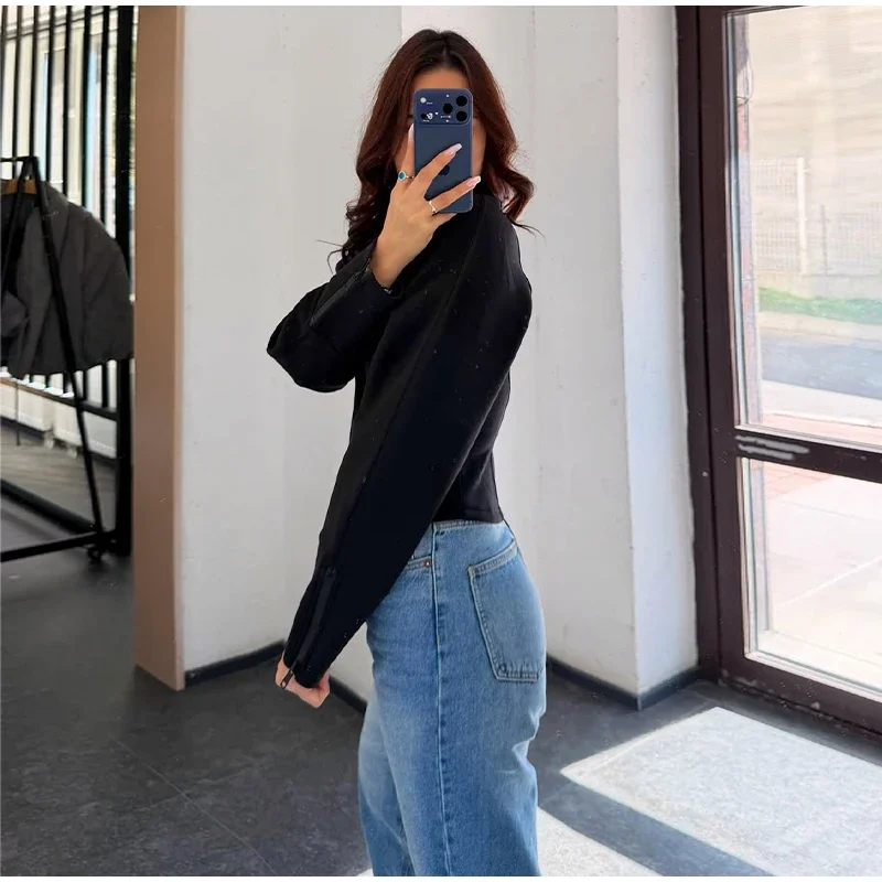 Schwarze Damen-Crop-Jacke mit Stehkragen, durchgehendem Reißverschluss, verstellbaren Manschetten und Reißverschluss, einfarbiger Mantel, 2026, lässig, für den Alltag, Herbst, Streetwear – Detail 10