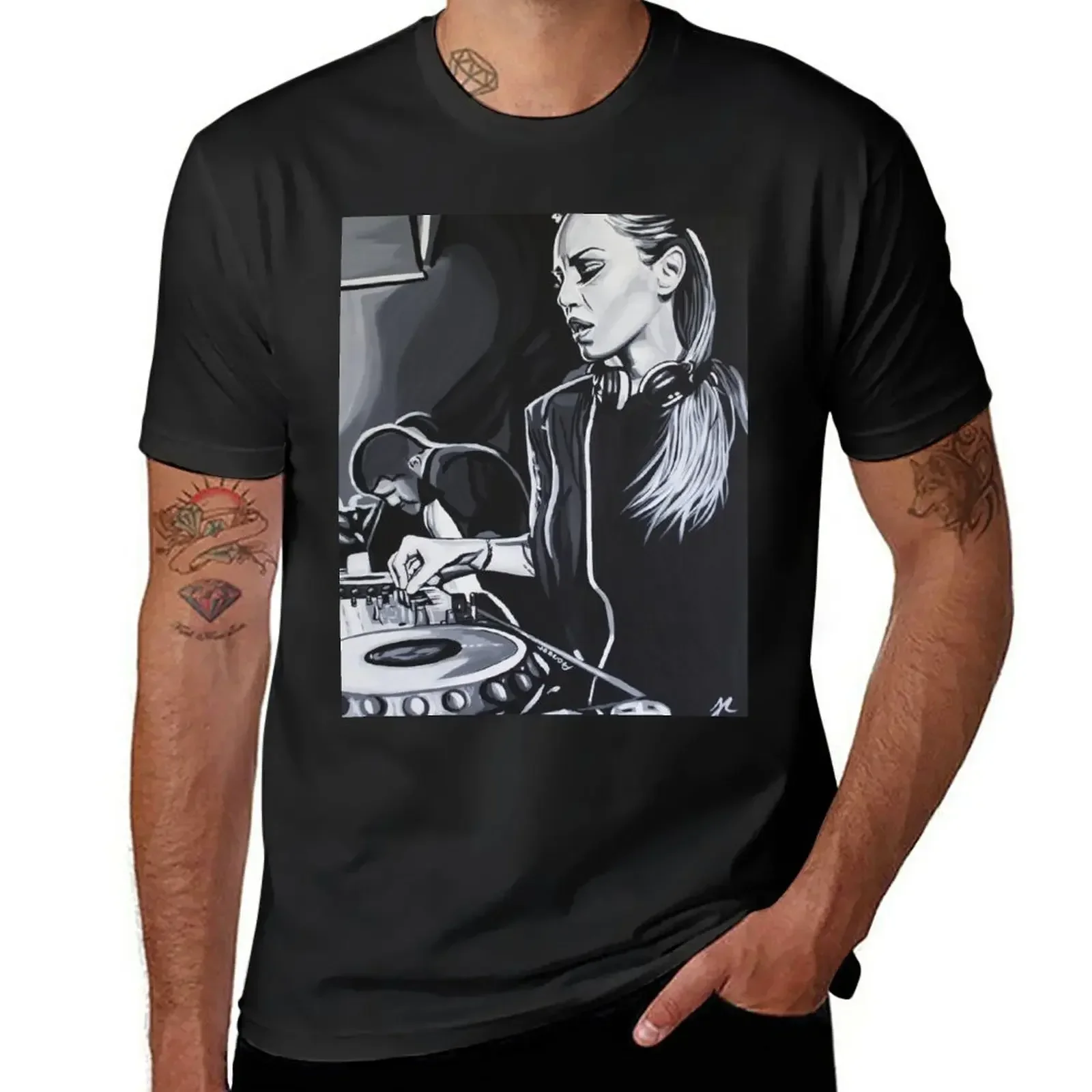 

Винтажная одежда с рисунком манги из аниме, Мужская одежда, Женские топы с рисунком, летние топы, футболки для мужчин, хлопковая Футболка Deborah De Luca