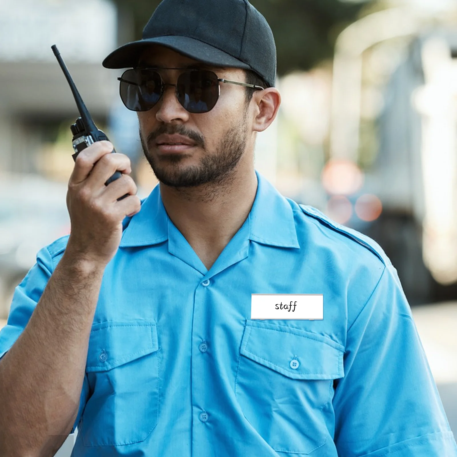 

10 шт., именные бирки из алюминиевого сплава, маленький держатель для вывесок, многоразовые бейджи с именем, зажим для булавок, офисные идентификационные бейджи, рабочий значок для отеля