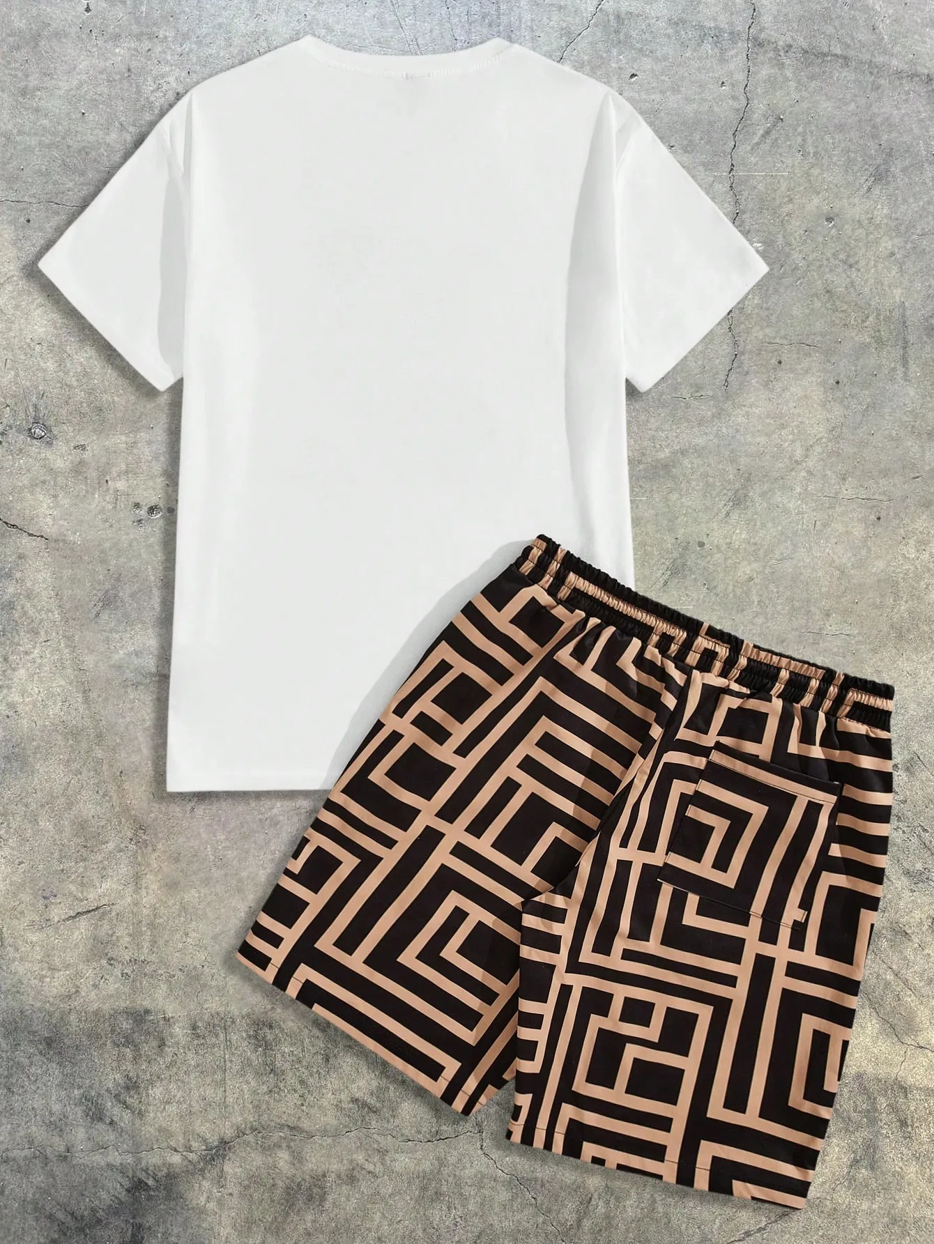 2026 Summer Men's Short-Sleeved Shorts Set with Bear Print Breathable Lightweight Casual Fashionable Outdoor Men's Clothing - Image 4
