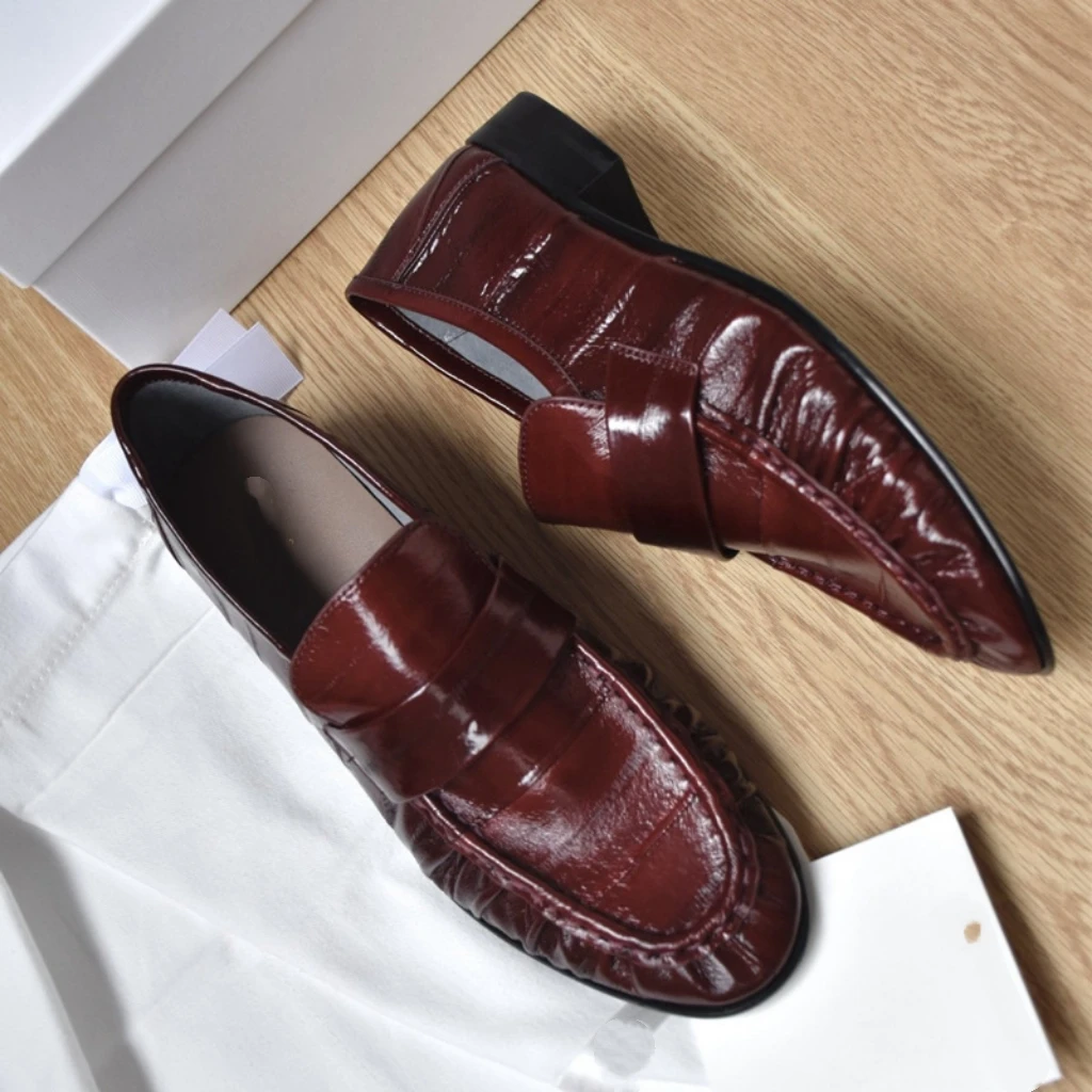 NONE 25-jährige neue, plissierte, lässige Unisex-Loafer aus weichem Eal-Leder 5