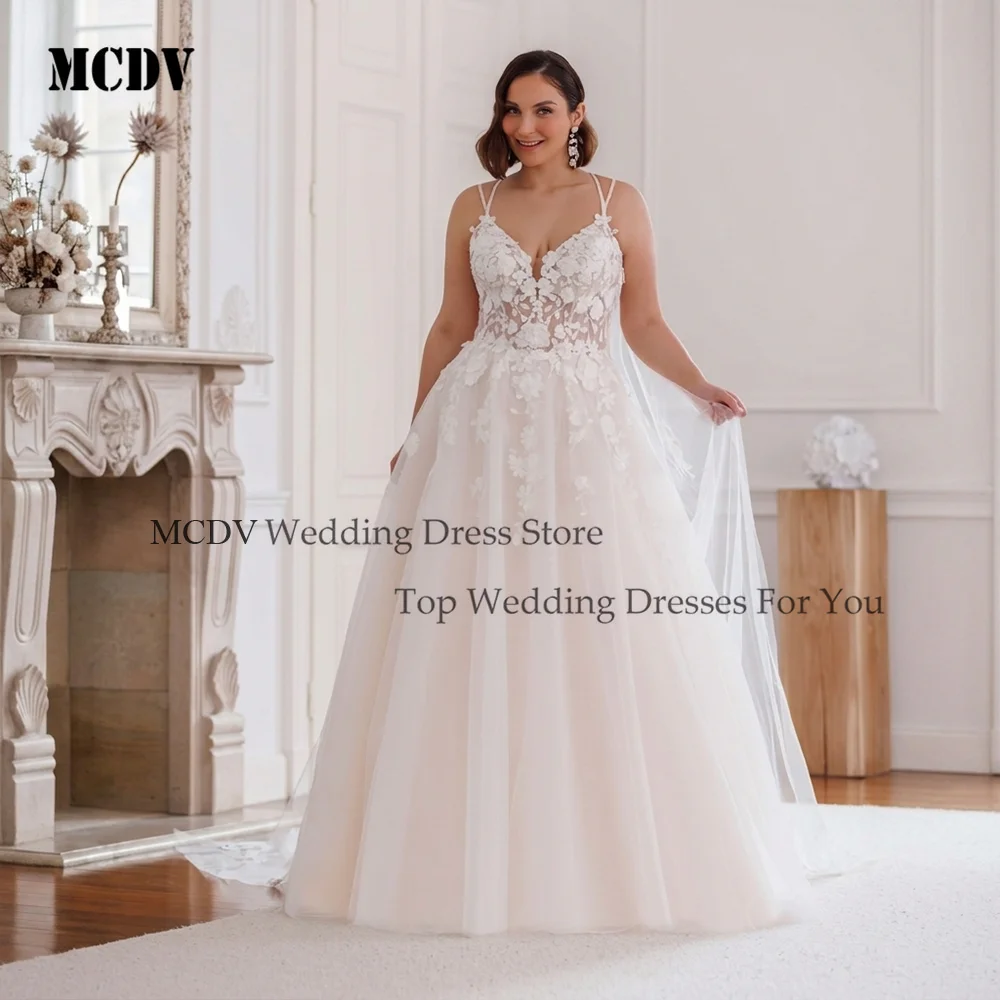 

Lace Boho Wedding Dresses Plus Size Women Spaghetti Straps V-Neck Bride Gowns Backless Applique robe de mariée 2026 Customized