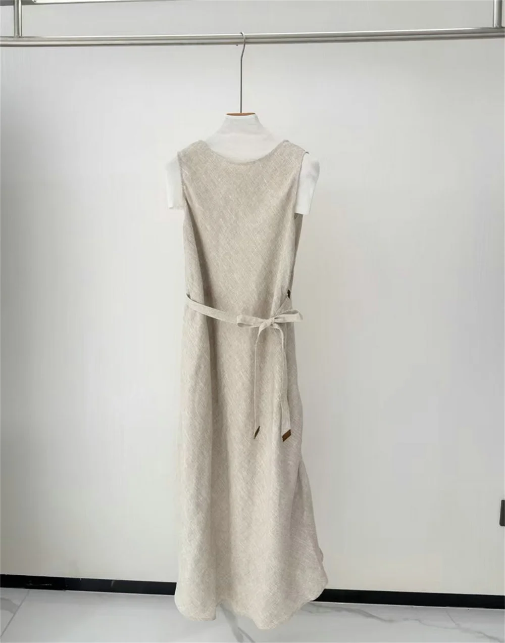 

Women's 26 New Clothes Sleeveless 100 Linen Tie-Waist Slimming Long Dresses