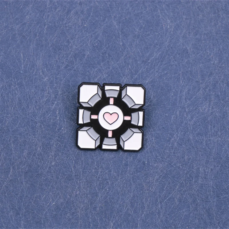 Portal-Inspired Cube with Heart Enamel Pin Badge, Cute Punk Alloy Metal Lapel Pin