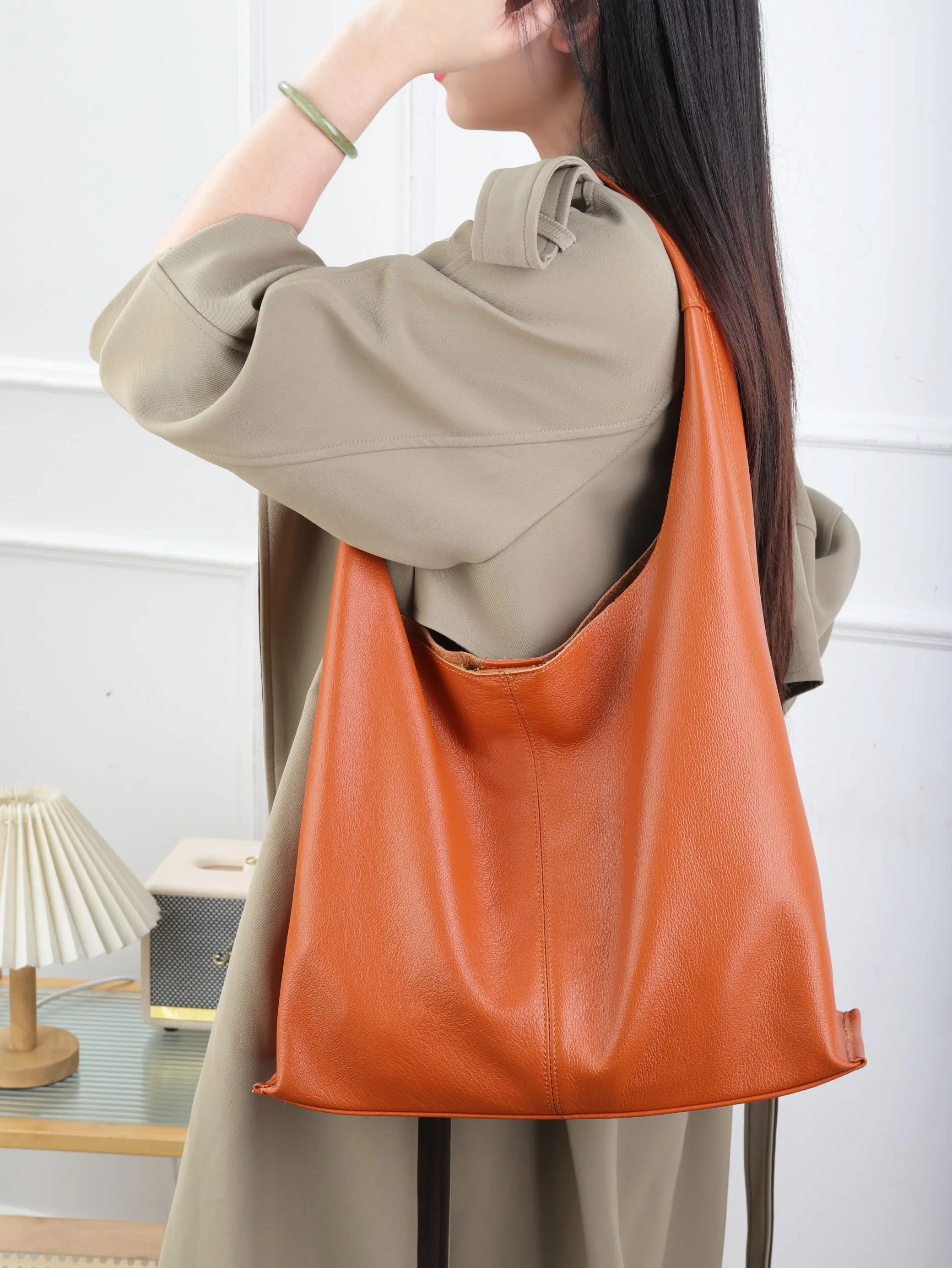 Genuine Grade Leather Women's Shoulder Bags Luxury Deisgner Ladeis Fashion Underarm Bag for Woman Large Capatiy Tote Purse 2026