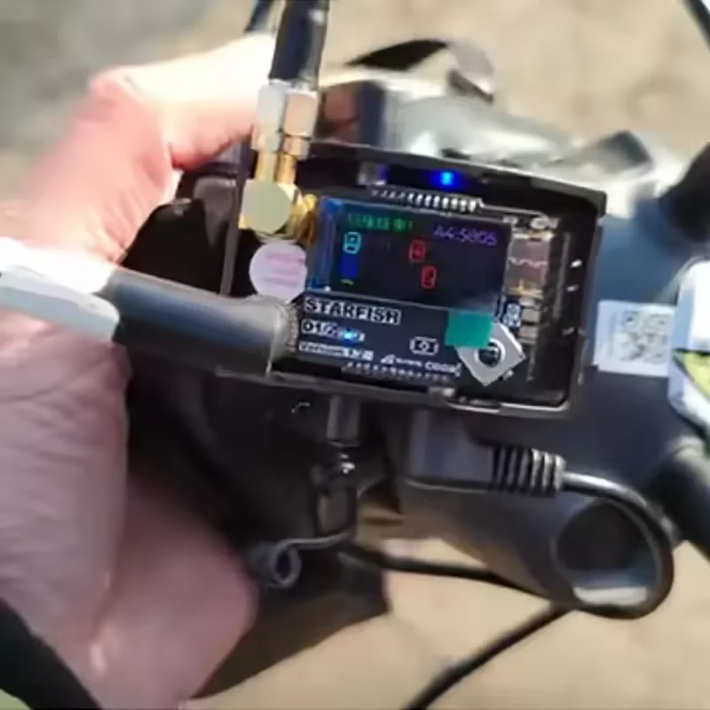 

FPV VRX 4,9G 5,8G 6G PLUS Модуль двойного антенного приемника RX5808 70CH FPV VRX подходит для очков SKYZONE/Hathark/DJI V1 V2