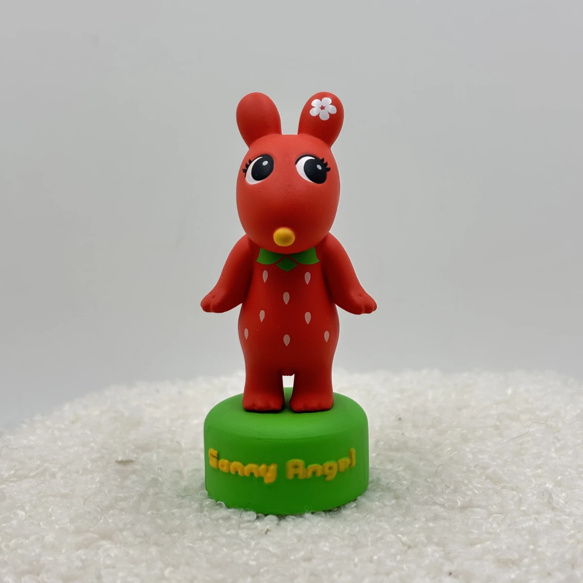 سوني أنجل ميني الشكل الذكرى الخامسة عشر روبي أنجل سيكريت صندوق أعمى أربع أوراق البرسيم القلب ستار الفراولة