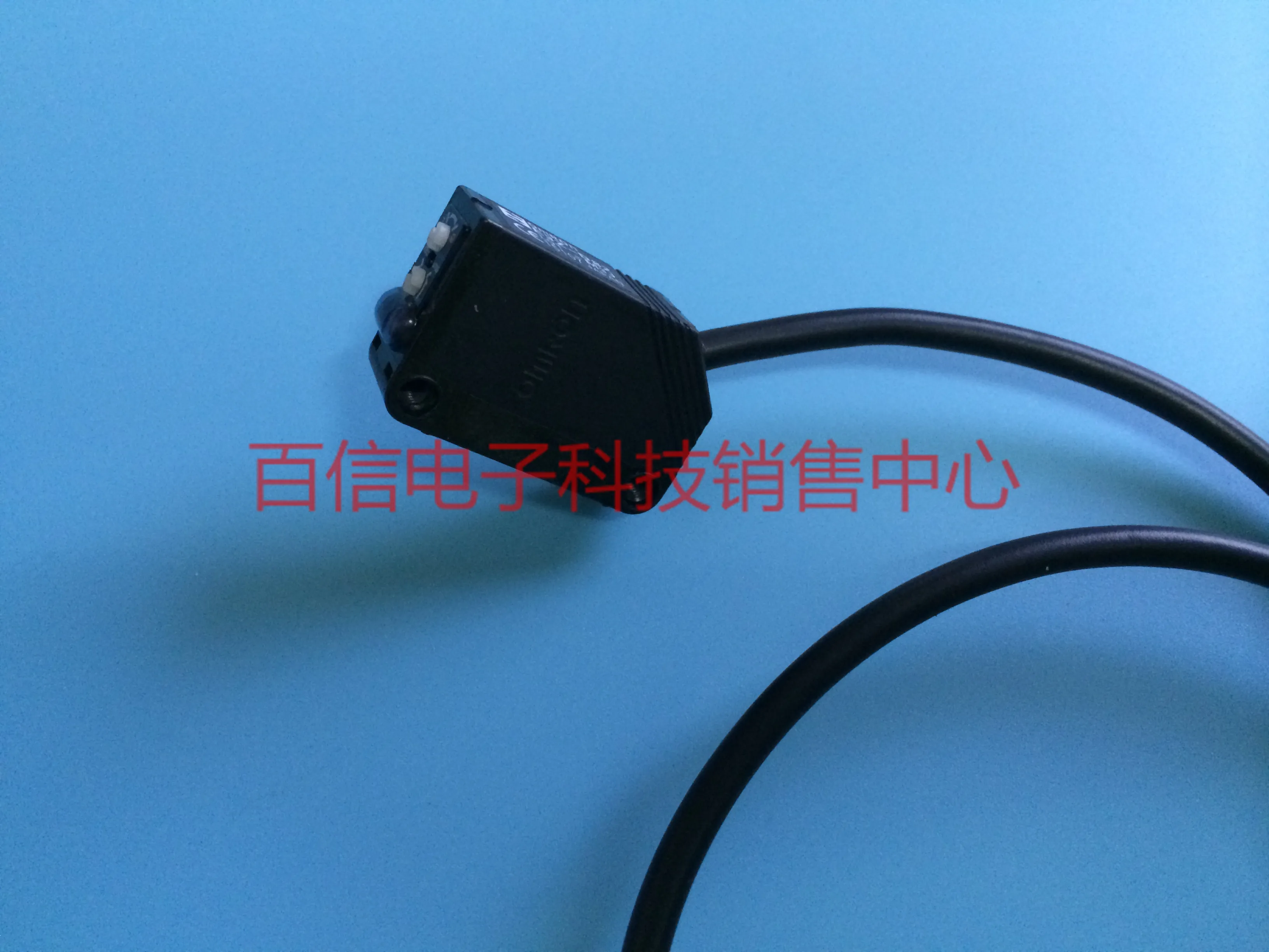 

E3Z-D82-M3J Photoelectric switch sensor