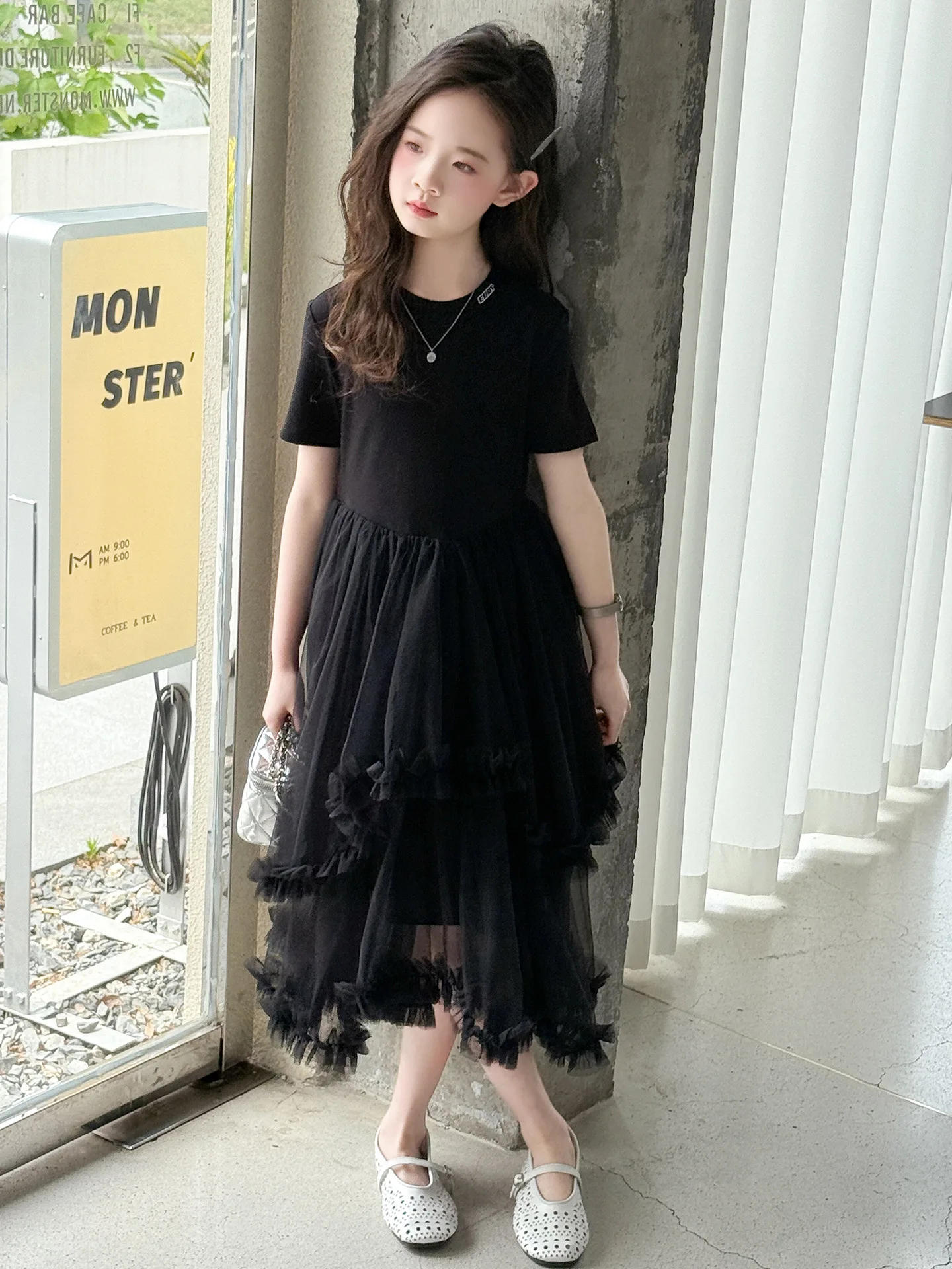 

Корейские лоскутные марлевые длинные платья принцессы с короткими рукавами, детская одежда нестандартной формы для девочек-подростков, платье, новинка 2023 года, летние дети