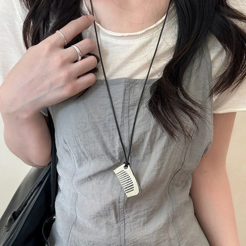 قلادة مشط عصرية للسيدات، سترة طويلة عصرية، إكسسوار متعدد الاستخدامات للفتيات