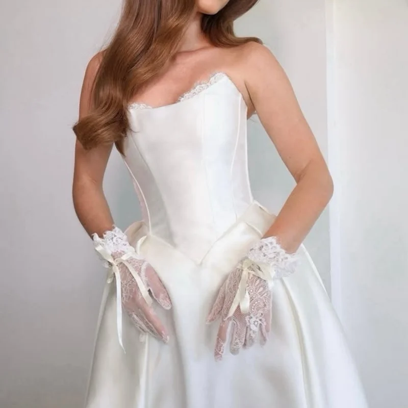 Satin White Appliques Wedding Dresses off-shoulder A skirt decal Bridal Gowns Made Customized