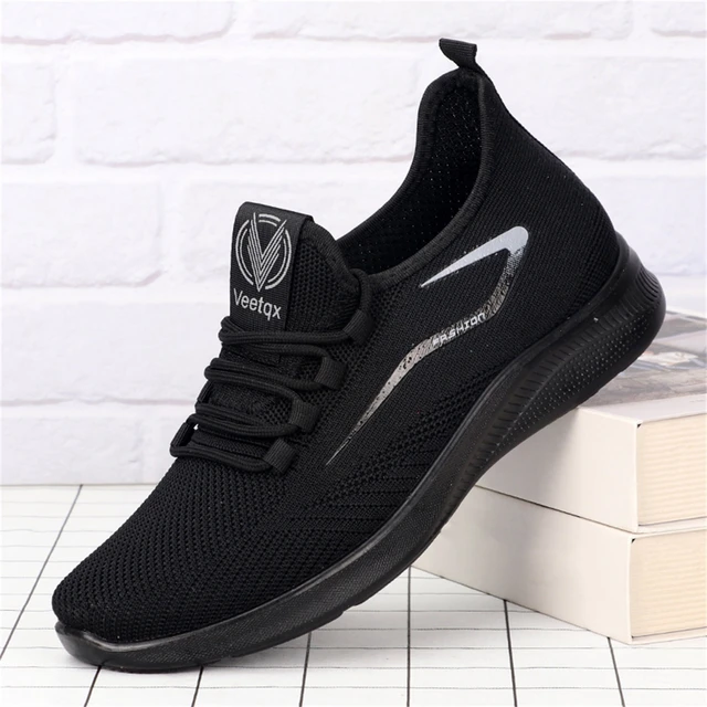 Platte sportschoenen deals