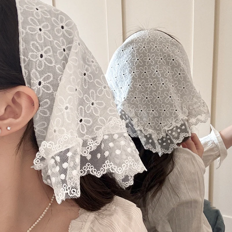 Рисунок 5 - Новый полый кружевной шарф в стиле ретро