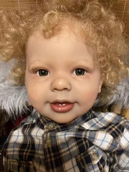 DLS Aangepaste Limited Supply 28 inch Reborn Baby Katie Marie met handgeworteld haar Afgewerkte pop met verschillende jurkjes