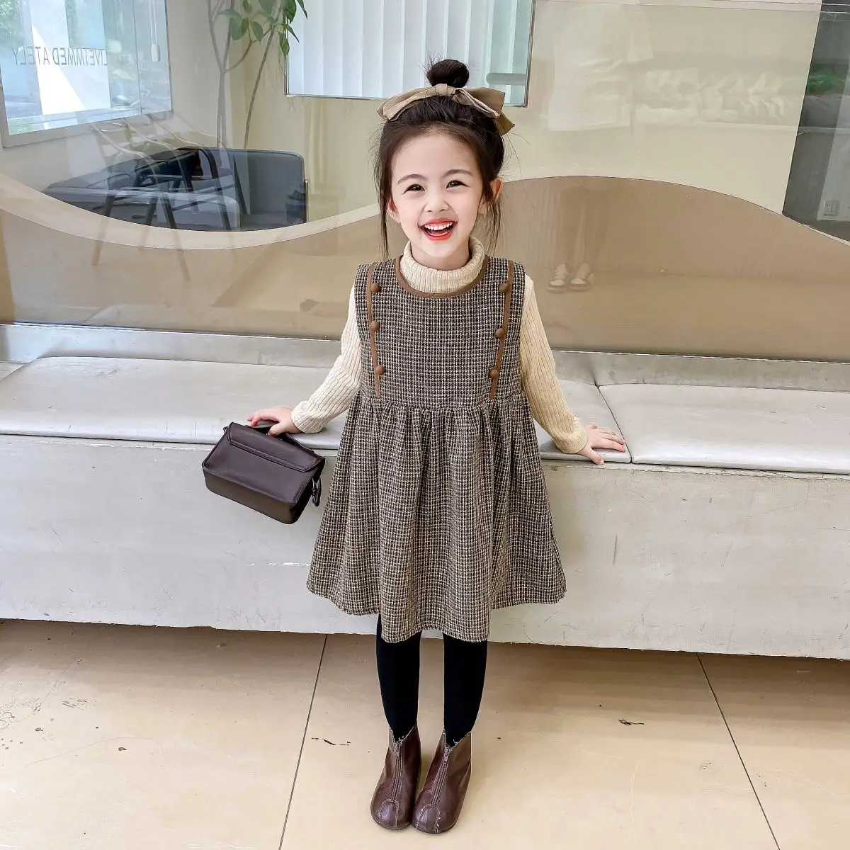 

Autumn/Winter Girls' Dress Set New 3-8-year-old Children's Long Sleeve T-shirt with Fleece Checkered Dress Two Piece Set