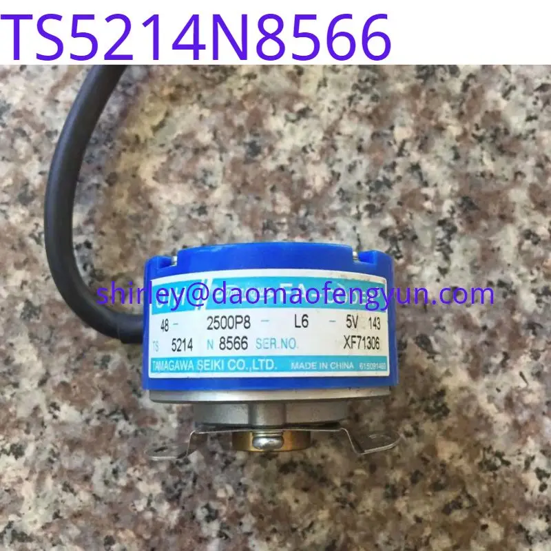 

Used 48-2500P8-L6-5V encoder TS5214N566 original disassembly