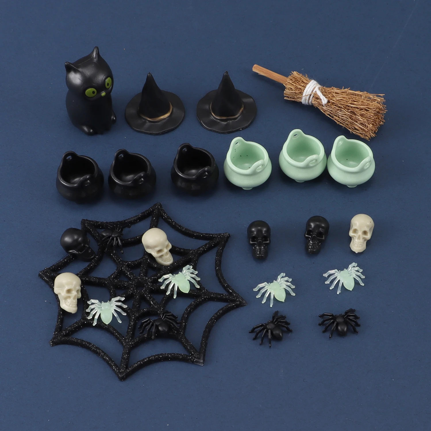 Halloween Party Charms Kit Wohnkultur Haus Miniaturen für Handwerk Zubehör Gläser Skelett Kopf Besen schwarze Katze Fledermaus kleines Spielzeug – Detail 2