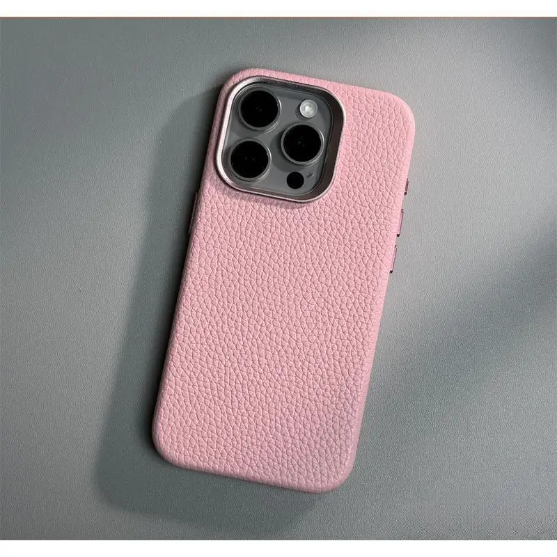 Wysokiej jakości skórzane etui z magnetycznym systemem ładowania do iPhone 12, 13, 14, 15, 16, 17, 18 Pro Max, jednolite kolorystycznie, z metalową osłoną chroniącą aparat. — zdjęcie produktu 5