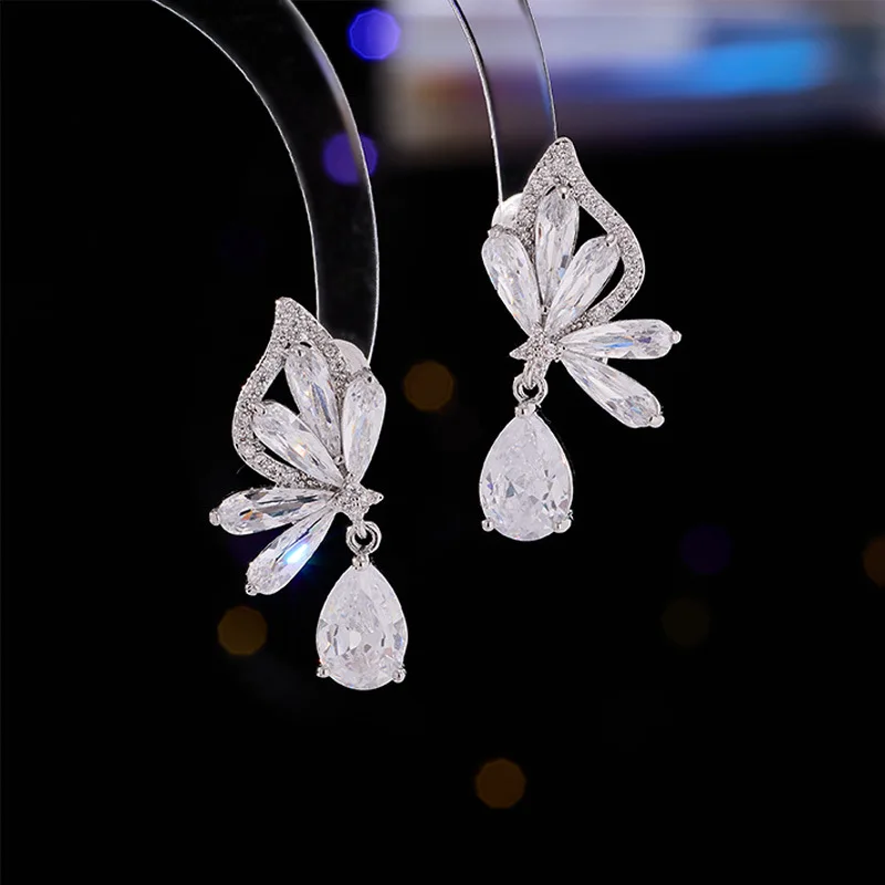 

European and American Fashion Light Luxury Temperament Micro Inlaid Zircon Butterfly Earrings S925 Silver Needle Elegant Exquisi