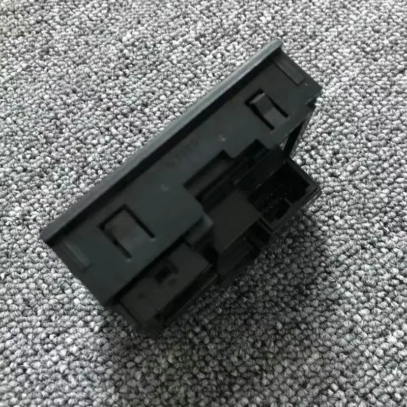 Apply to Honda 10th generation Civic 2016-2020 Sunroof switch Reading light switch Dome light sunroof control switch