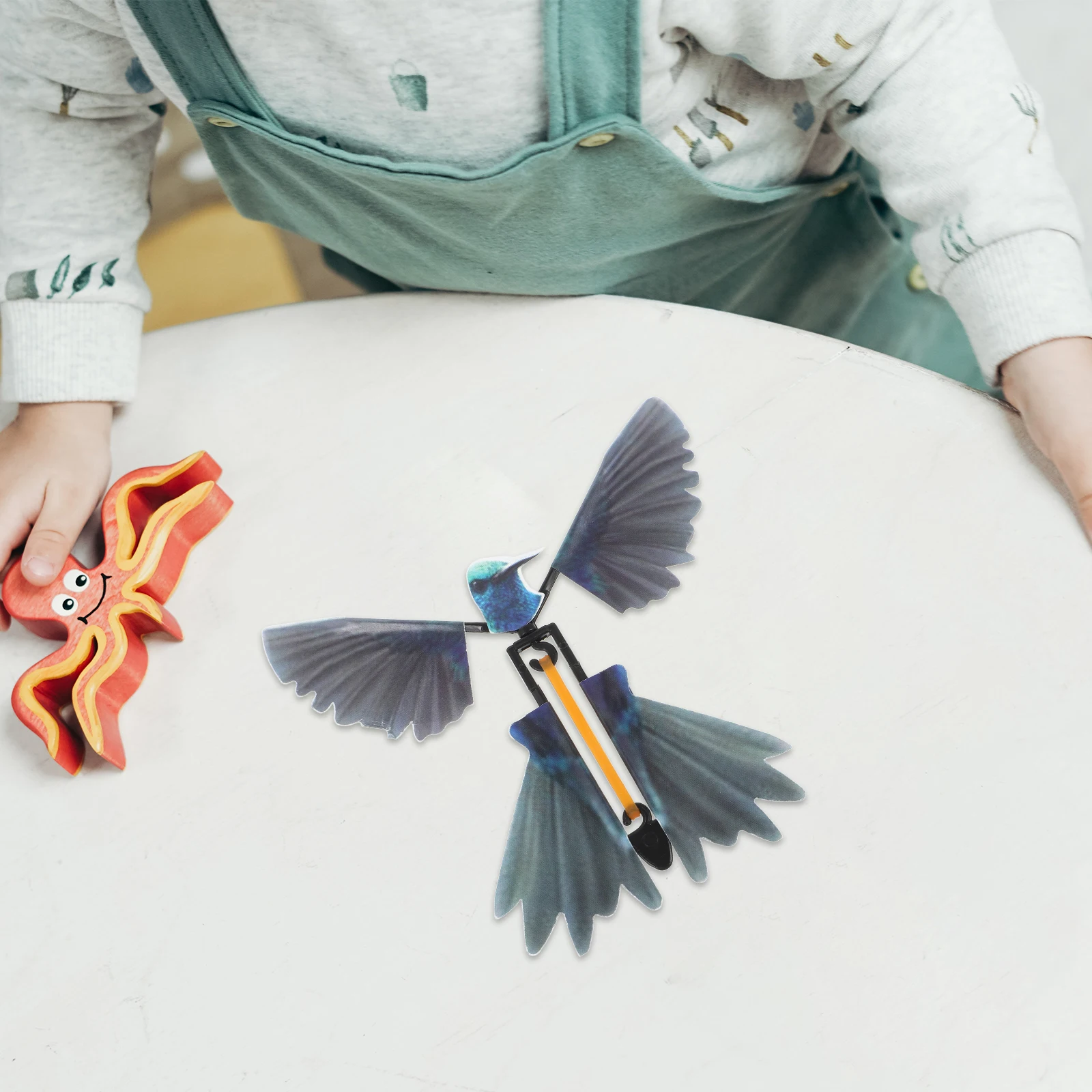 

10 Pcs Flying Hummingbird Trick Prop Wind Up Toy Reliable Safe Materials Birthday Christmas Present Kids Gift