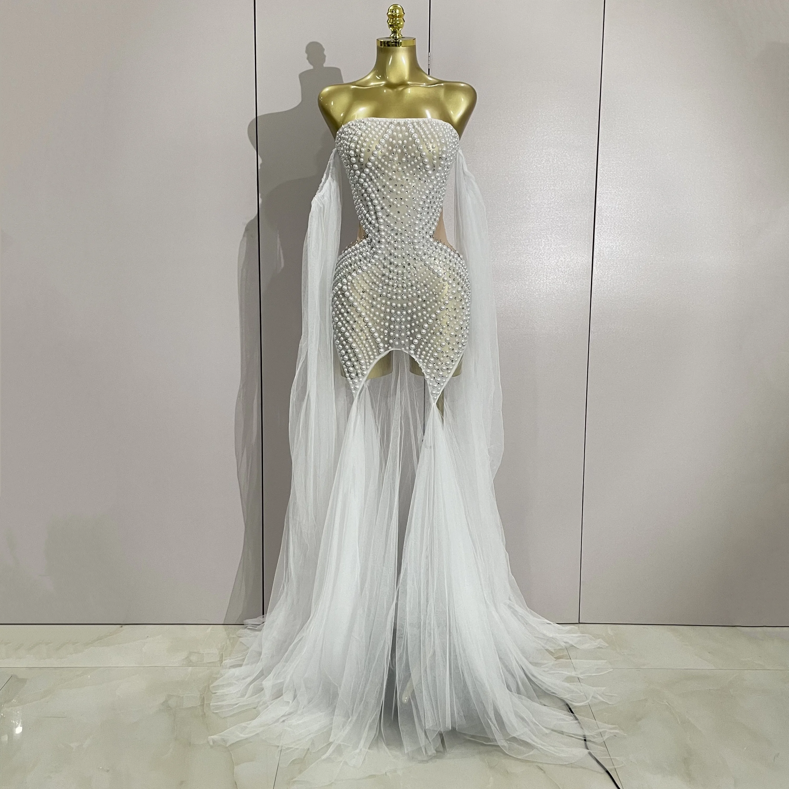 Elegante sprankelende strass witte parel sexy strapless mesh lange jurk bruiloft gast jurken luxe verjaardag avond feestjurk - afbeelding 2