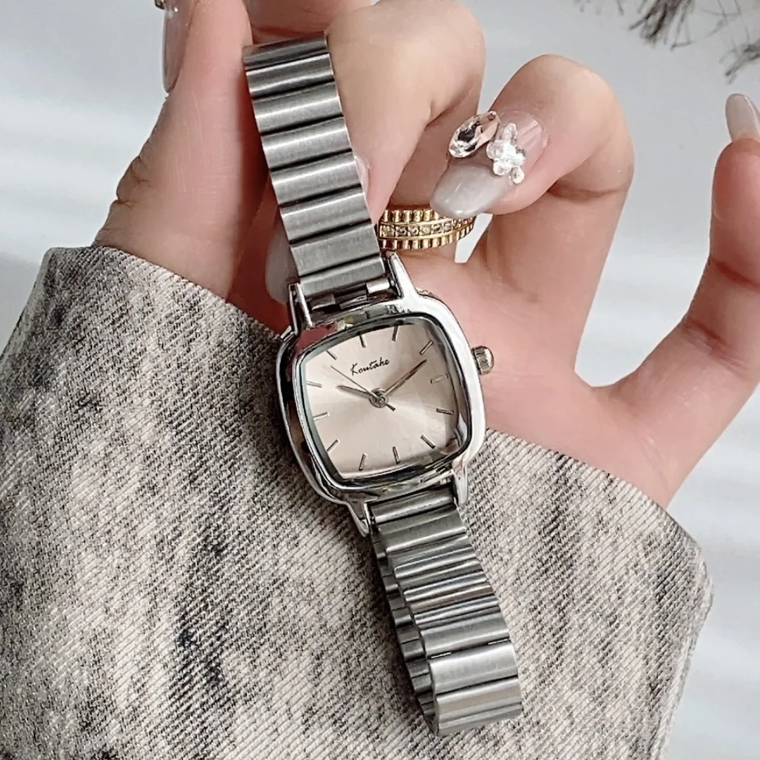 ساعات نسائية مربعة كاجوال للسيدات كوارتز ساعة يد فضية سوار من الفولاذ المقاوم للصدأ ساعة نسائية Relogio Feminino