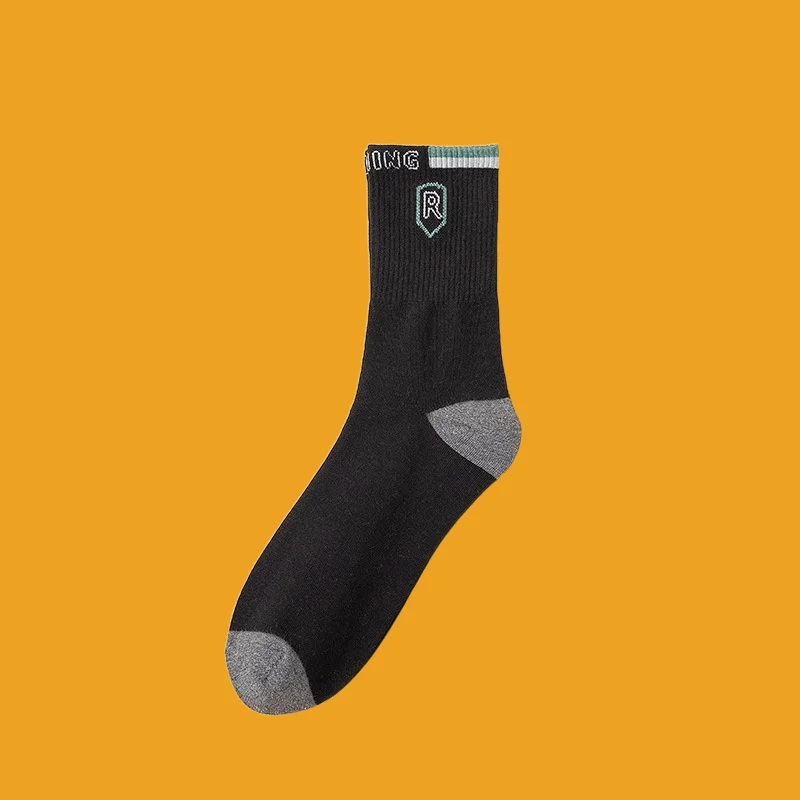 Chaussettes de sport mi-tube décontractées en coton pour hommes, chaussettes de course, document solide, automne, hiver, 5/10, 2024 paires