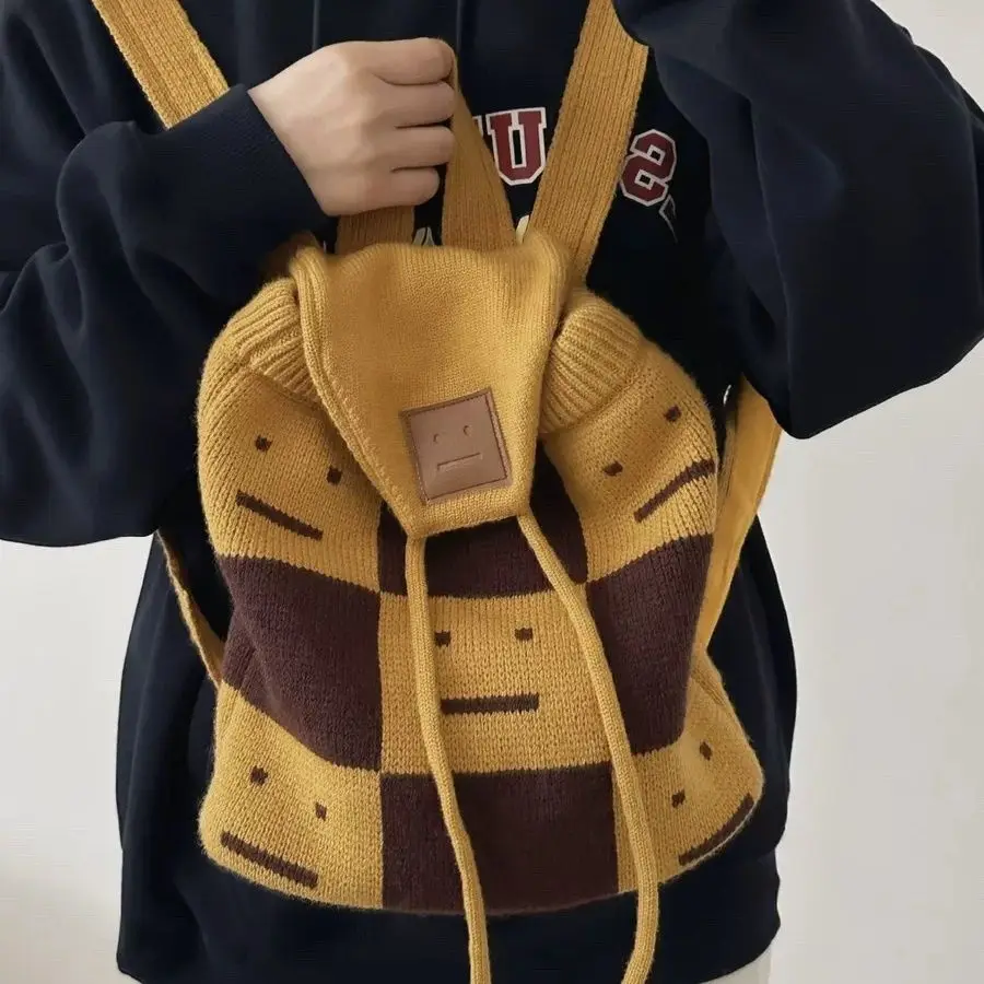 Ins الكورية محبوك ابتسامة الوجه على ظهره المرأة منقوشة كتلة اللون سعة كبيرة الرباط Daypack السيدات اليومية Mochilas Mujer جديد