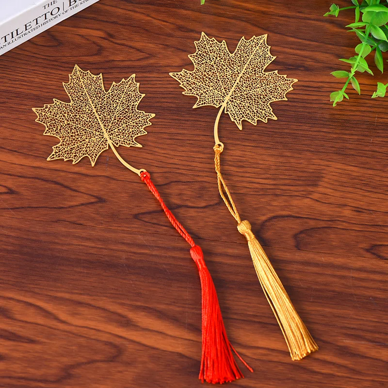 Student Chinese Style Stationery Retro Metal Bookmarks Hollow Ginkgo Biloba Maple Leaf Lotus Vein Book Marks Gifts