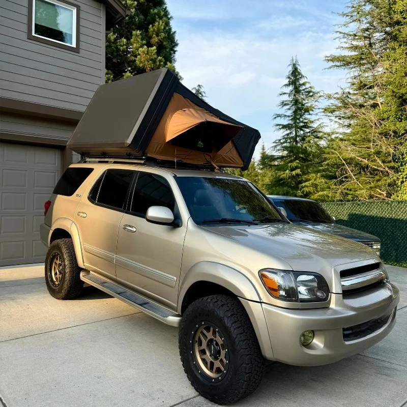 Manufacturer's Portable One Bedroom Four-Season Double Layer Aluminum Shell Side Open Roof Top Camping Tent High-Density Car