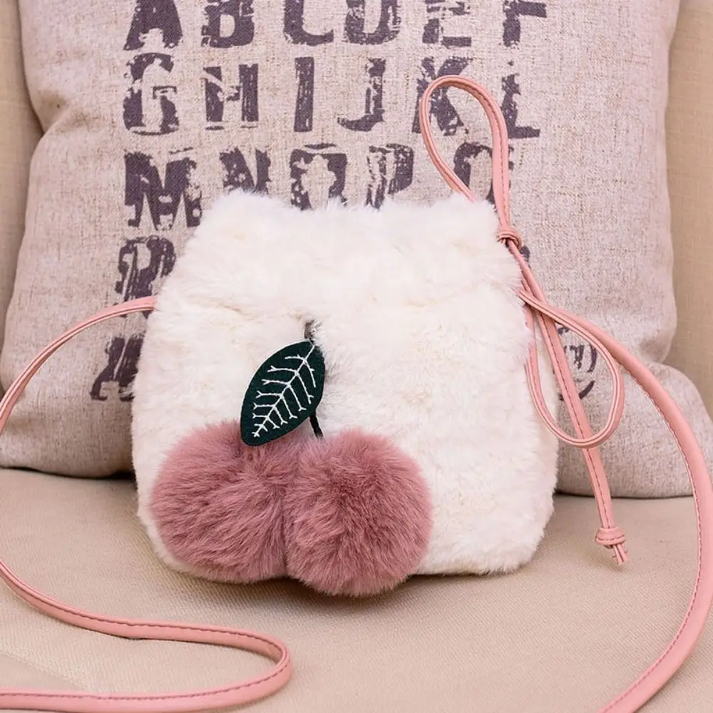 Soft Shoulder Bag Fashion Fur Ball Pendent Autumn Winter Crossbody Bag Fur Hairy Designer Women Totes Bolsos Mujer Ladies