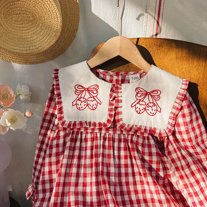 2026 Autumn Girls Plaid Dress Turn‑down Collar Strawberry Embroidery Colorblock Long Sleeve Fashion Children Dresses